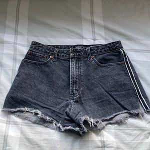 Abercrombie & Fitch Black Annie High Rise Shorts